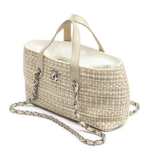 Chanel CC Summer Straw Tote - Picture 3 of 8